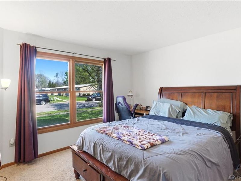 1562 Alameda Drive, Xenia, OH 45385 Photo 13