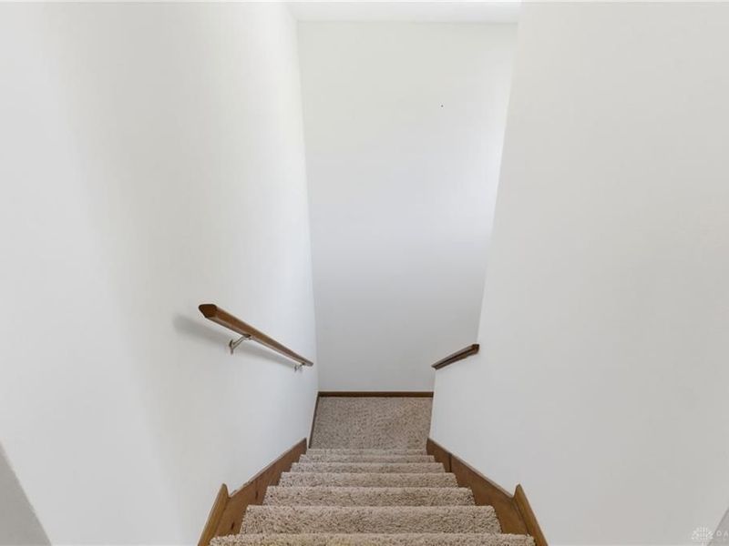 1562 Alameda Drive, Xenia, OH 45385 Photo 14