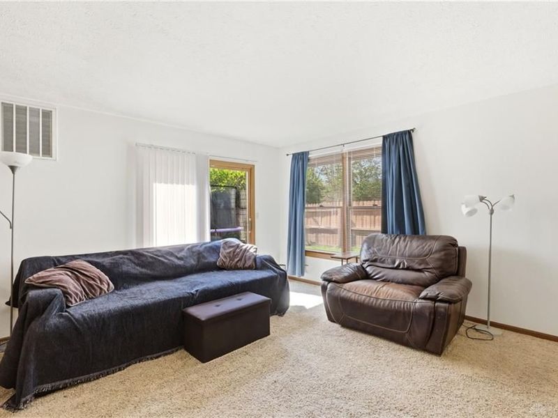 1562 Alameda Drive, Xenia, OH 45385 Photo 4