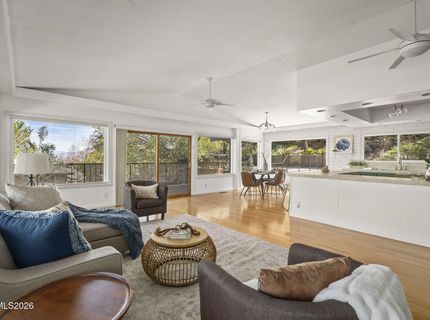 2070 Driscoll Drive, Reno, NV 89509 Photo