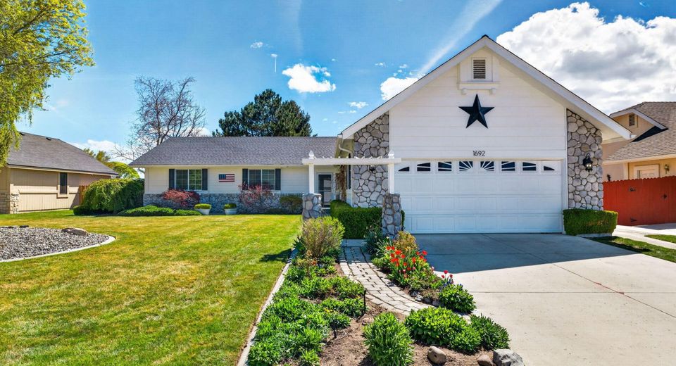 1692 Lantana Drive, Minden, NV 89423 Photo