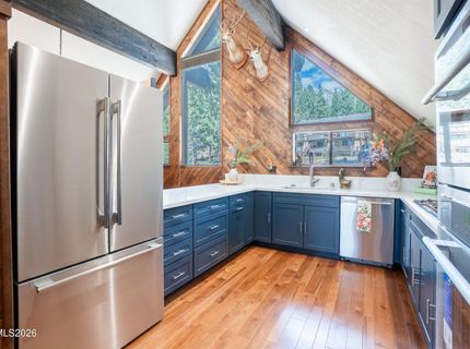 949 Dana Court, Unit 4, Incline Village, NV 89451 Photo