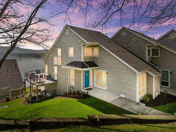 1206 Nature LN , Union Hall, VA 24176