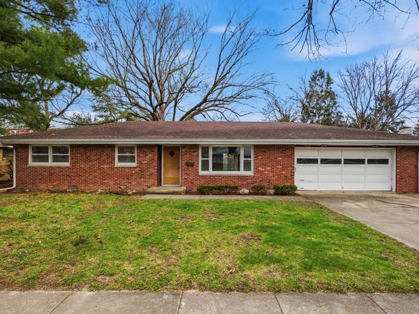 1306 E Mumford Drive, Urbana, IL 61801