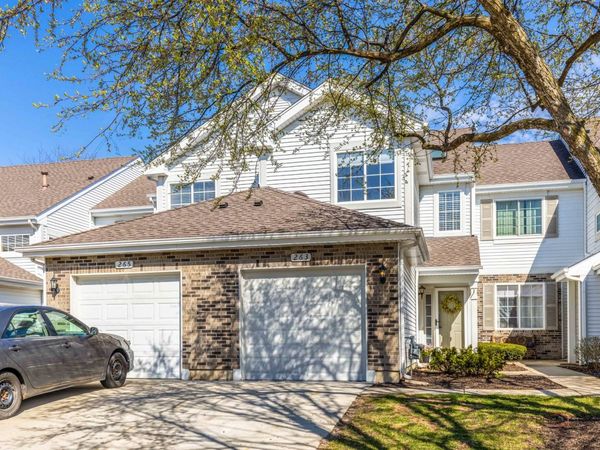 263 Camel Bend Court, Schaumburg, IL 60194