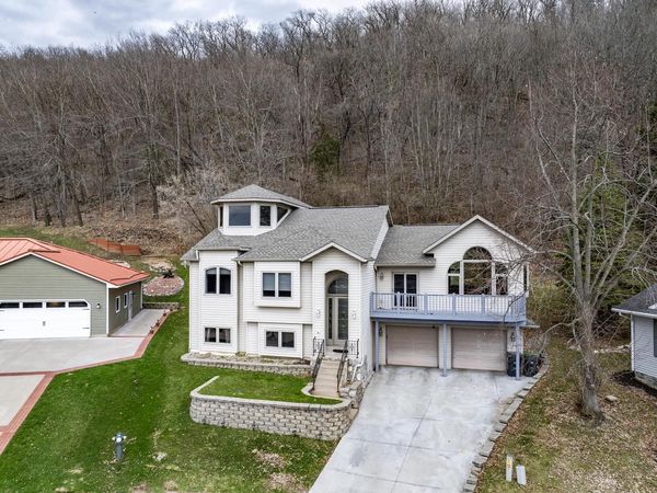 3630 Deerfield PLACE, La Crosse, WI 54601