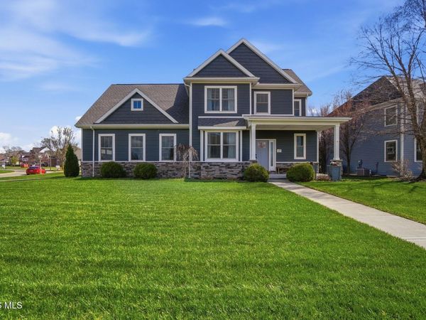 1615 Gleneagles Drive, Bowling Green, OH 43402