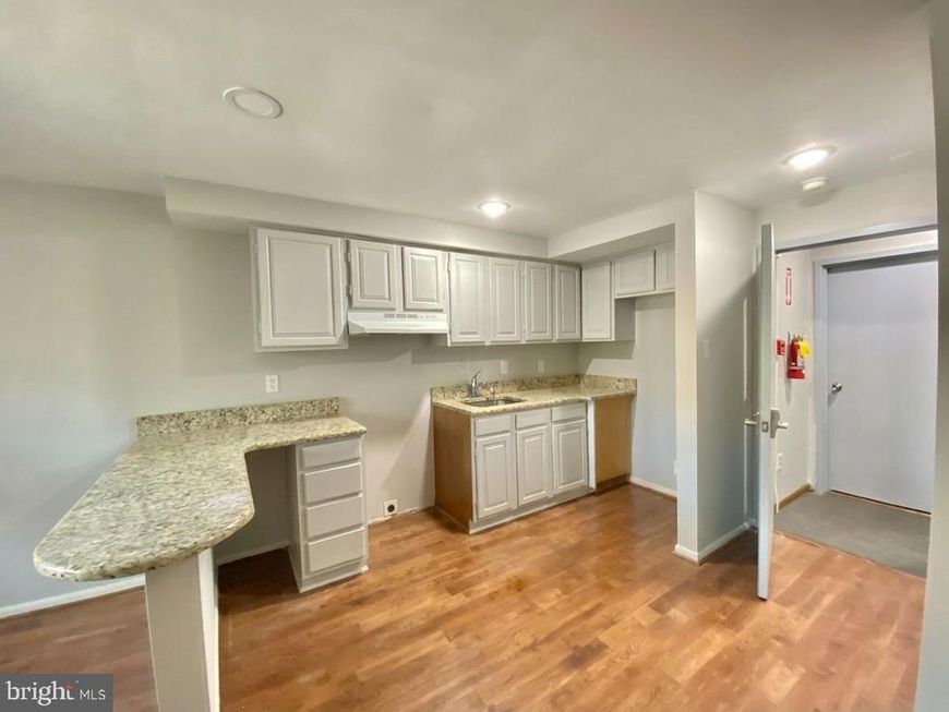 713 Walnut Street, Unit 3F, Philadelphia, PA 19106 Main Photo