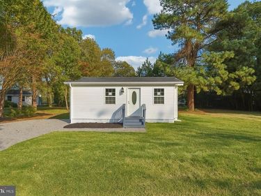 1432 HOLLY VISTA DRIVE, COLONIAL BEACH, VA 22443