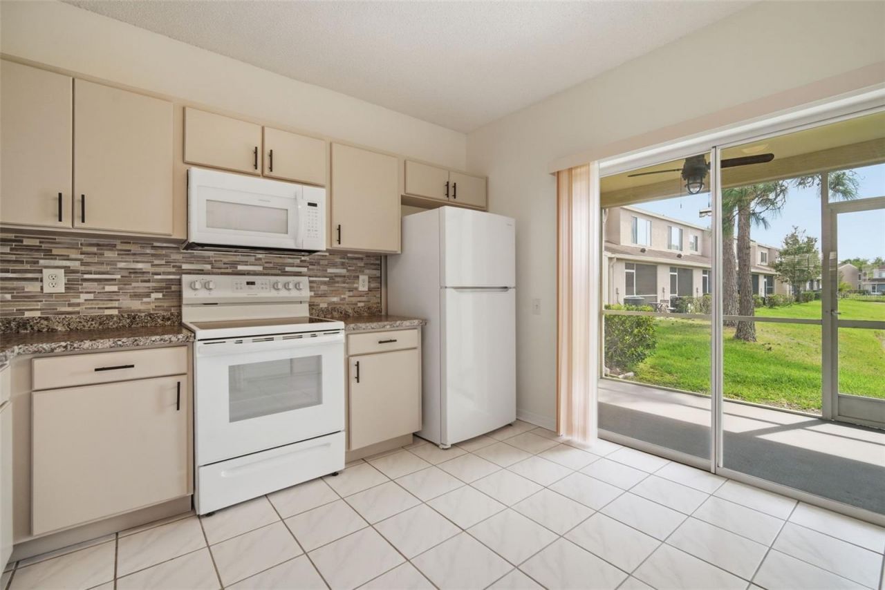 6229 Bayside Key Drive, Tampa, FL 33615 Photo
