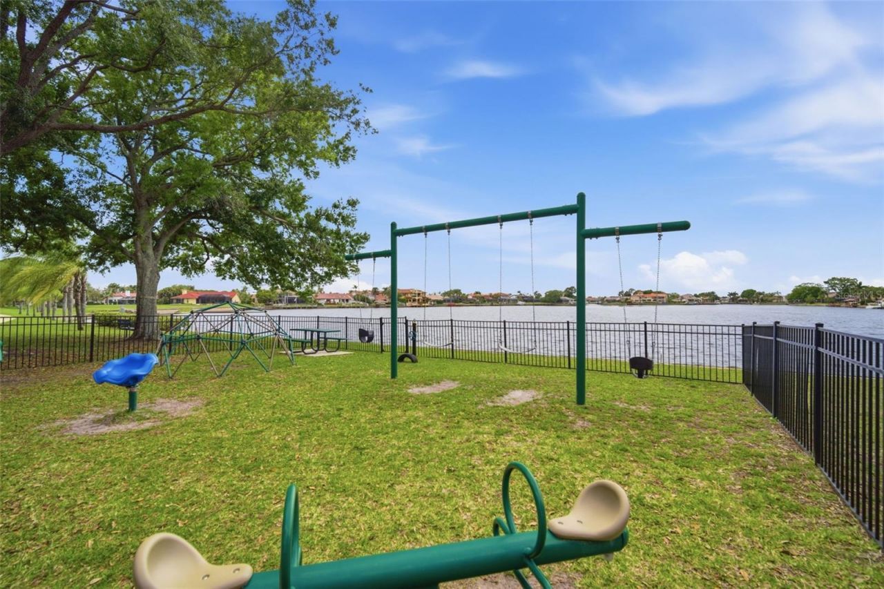 6229 Bayside Key Drive, Tampa, FL 33615 Photo