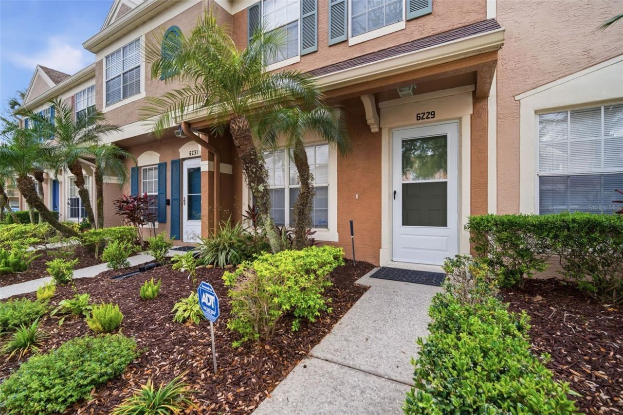 6229 Bayside Key Drive, Tampa, FL 33615 Photo