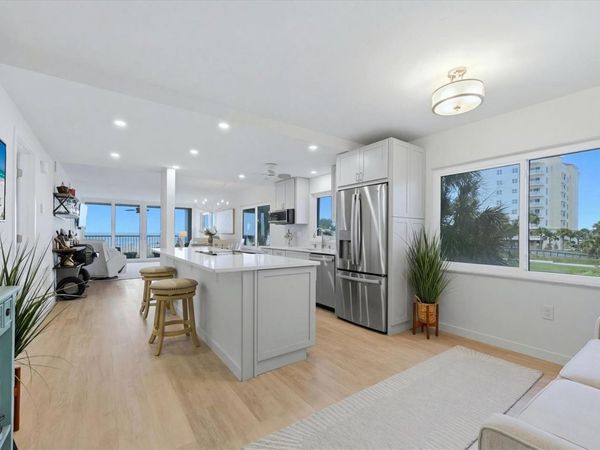 555 THE ESPLANADE N, Unit 205, VENICE, FL 34285