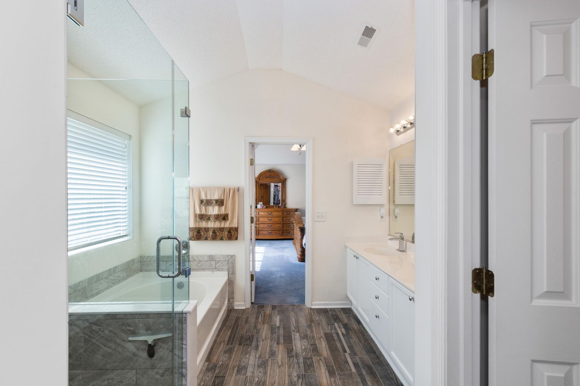 2800 Bottlebrush Court Photo 23