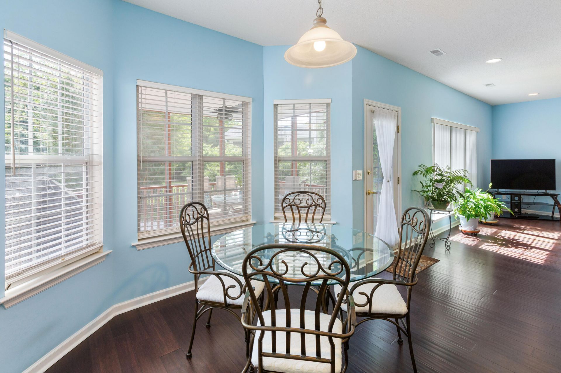 2800 Bottlebrush Court Photo 8