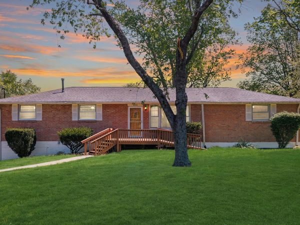 204 Fannin Dr, Goodlettsville, TN 37072