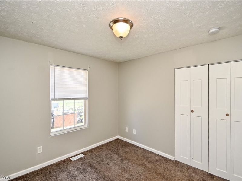 1240 W Waterloo Road , Akron, OH 44314 Photo 13