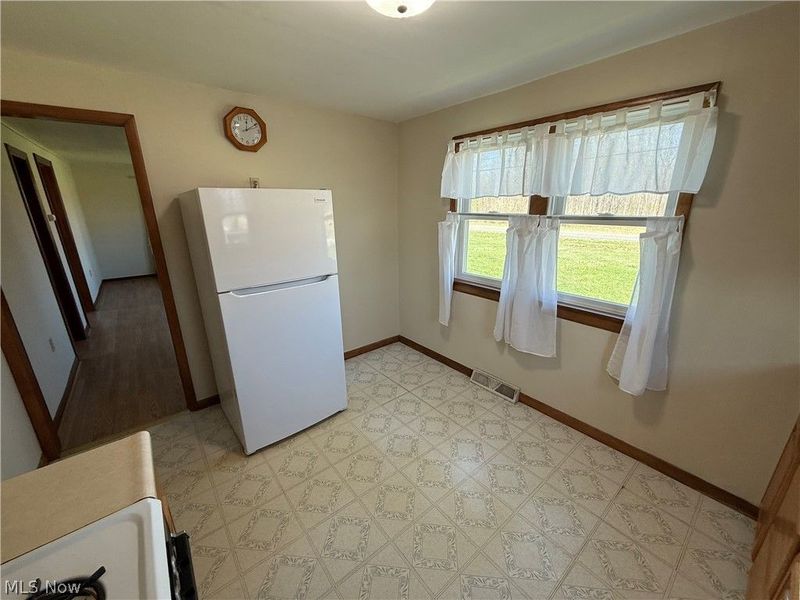 17373 Stocking Road, Madison, OH 44057 Photo 6