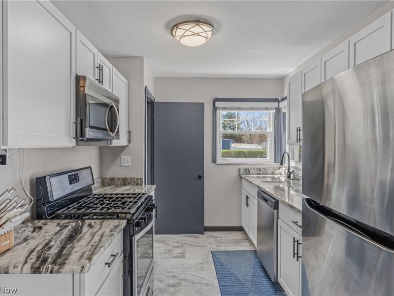 6788 Orchard Boulevard , Parma Heights, OH 44130 Photo 14