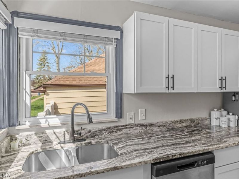 6788 Orchard Boulevard , Parma Heights, OH 44130 Photo 17