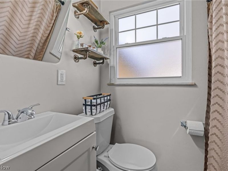 6788 Orchard Boulevard , Parma Heights, OH 44130 Photo 28