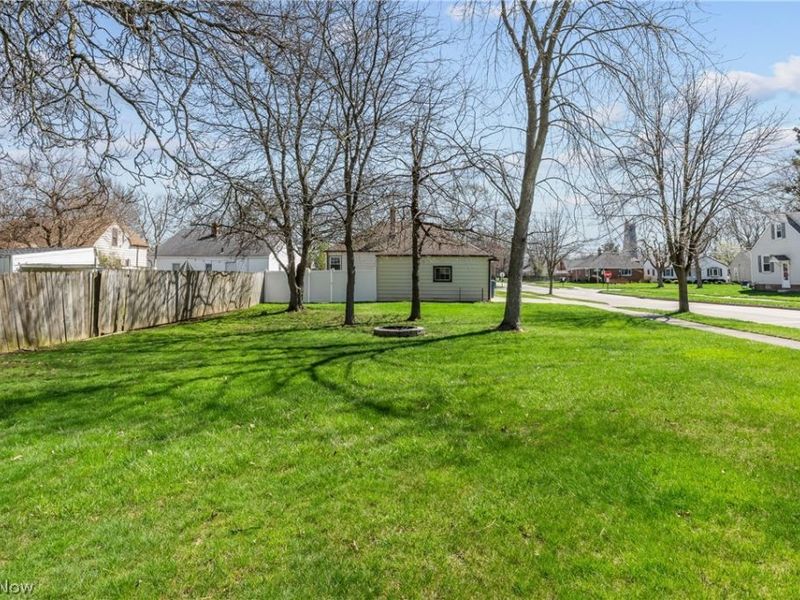 6788 Orchard Boulevard , Parma Heights, OH 44130 Photo 49