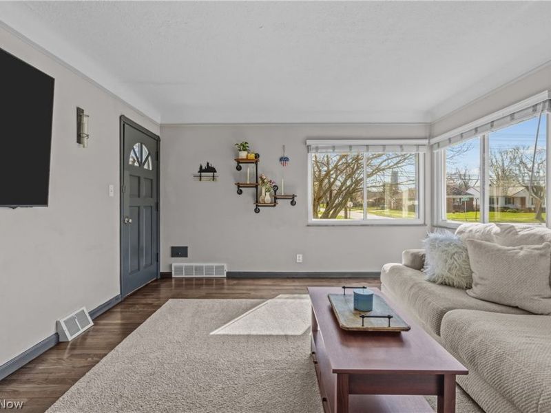 6788 Orchard Boulevard , Parma Heights, OH 44130 Photo 8