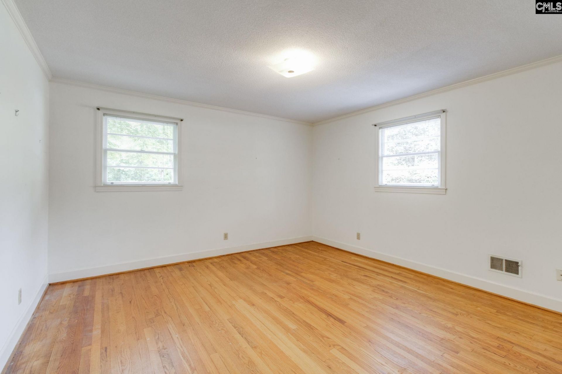 2119 East Lane Photo 22