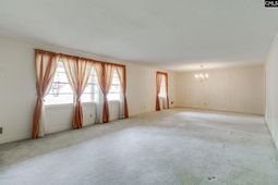 2119 East Lane photo 4