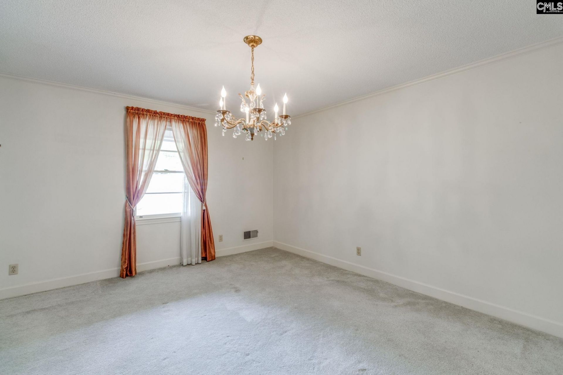 2119 East Lane Photo 7