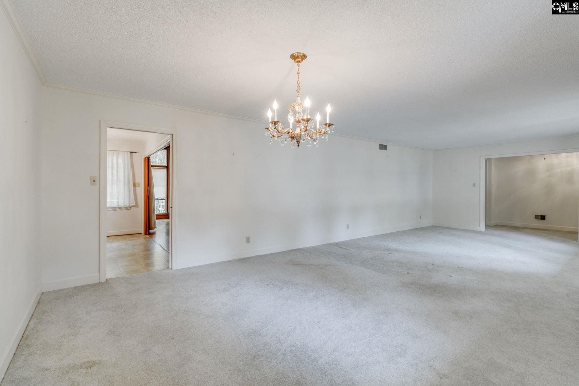 2119 East Lane Photo 8