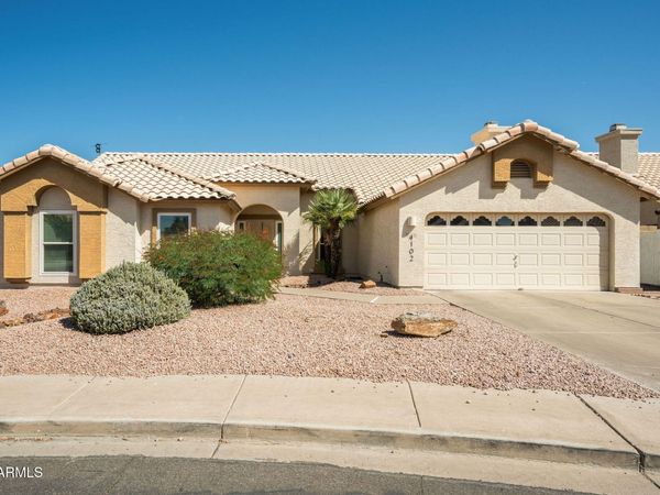 4102 E SIESTA Lane, Phoenix, AZ 85050
