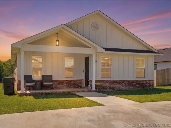 670 Lee Creek Loop , Sallisaw, OK 74955