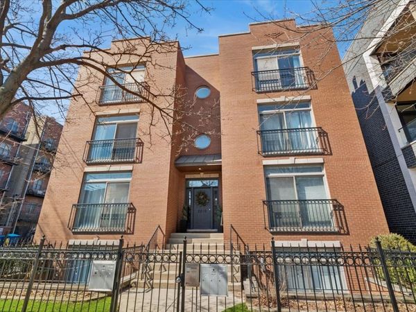 2816 N Rockwell Street , Unit 3N, Chicago, IL 60618