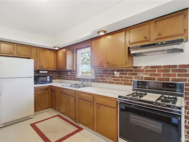 6718 Old Columbus Road, Harmony Township, OH 45369 Photo 10