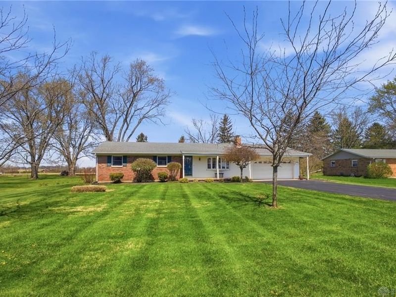 6718 Old Columbus Road, Harmony Township, OH 45369 Photo 3