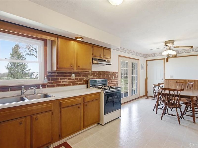 6718 Old Columbus Road, Harmony Township, OH 45369 Photo 9