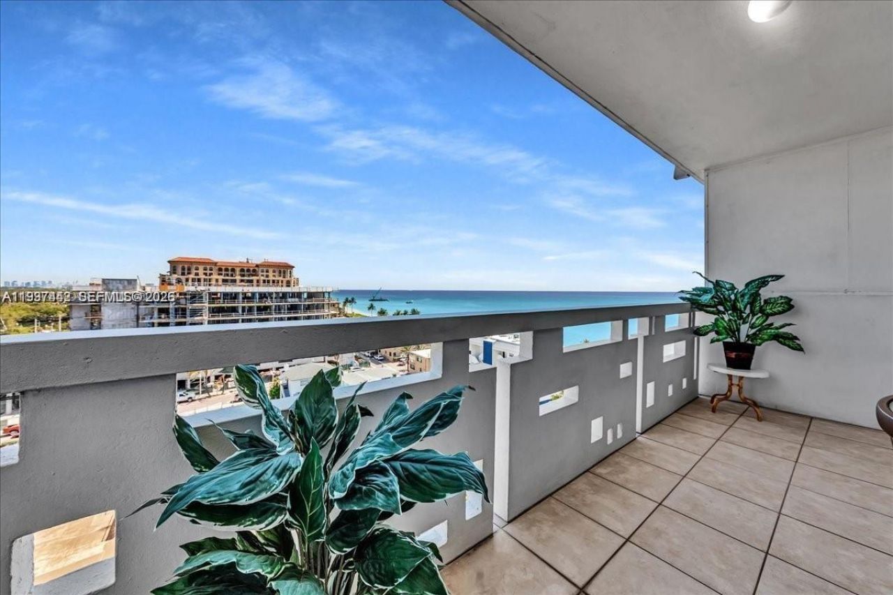 3111 N Ocean Dr, Unit 904, Hollywood, FL 33019 Photo