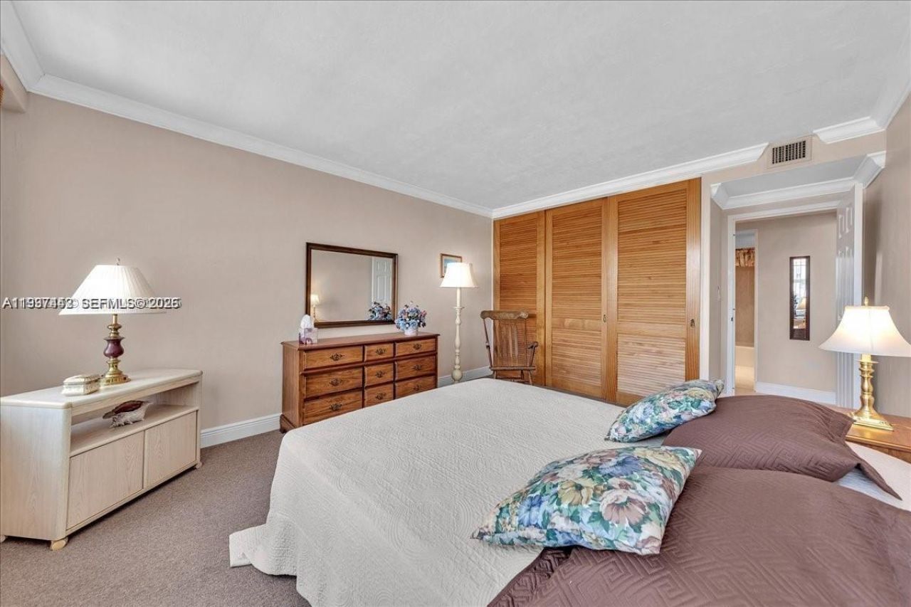 3111 N Ocean Dr, Unit 904, Hollywood, FL 33019 Photo