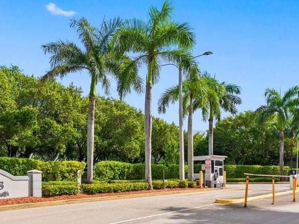 2984 SE 15th Ter, Homestead, FL 33035