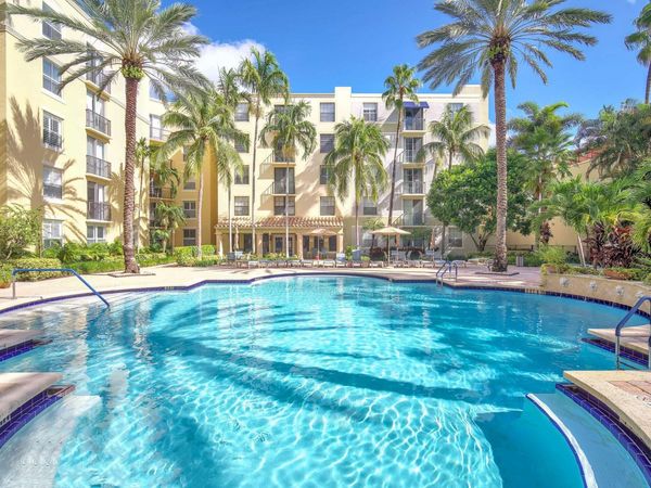 630 S Sapodilla Avenue, Unit 407, West Palm Beach, FL 33401