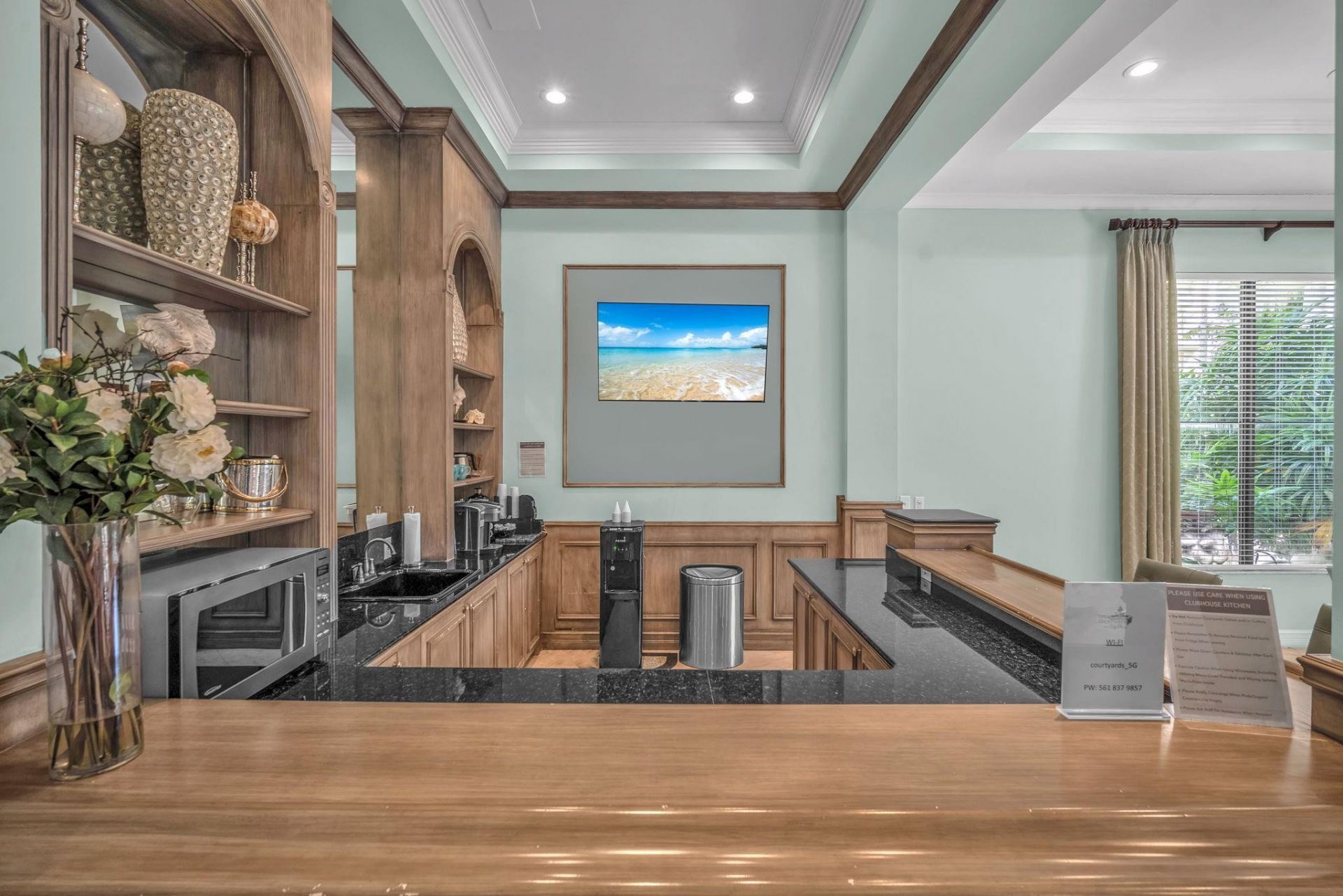 630 S Sapodilla Avenue, Unit 407, West Palm Beach, FL 33401 Photo