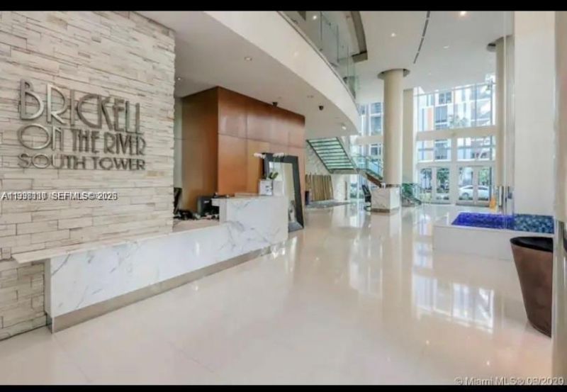 41 SE 5th St, Unit 414, Miami, FL 33131 Photo