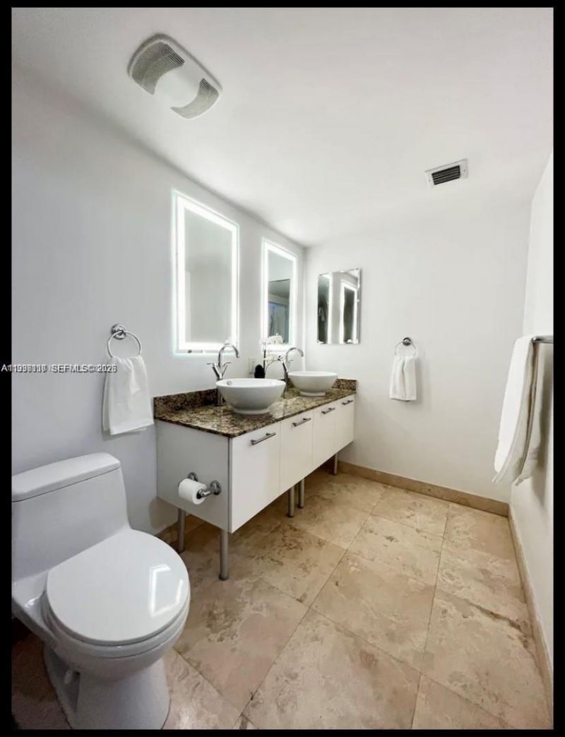 41 SE 5th St, Unit 414, Miami, FL 33131 Photo
