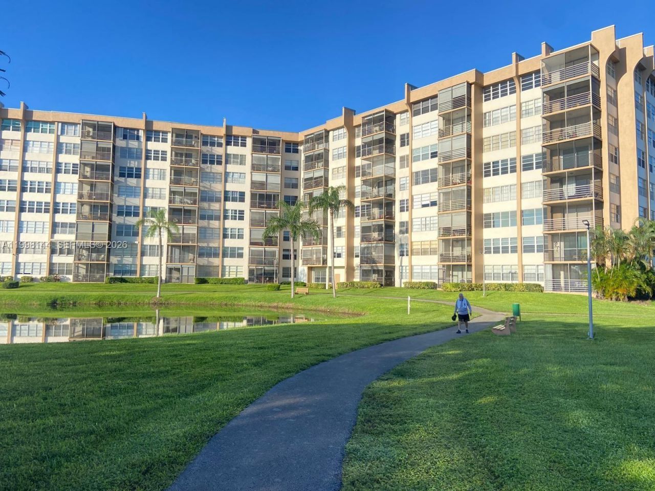 1200 Saint Charles Pl, Unit 321, Pembroke Pines, FL 33026 Photo