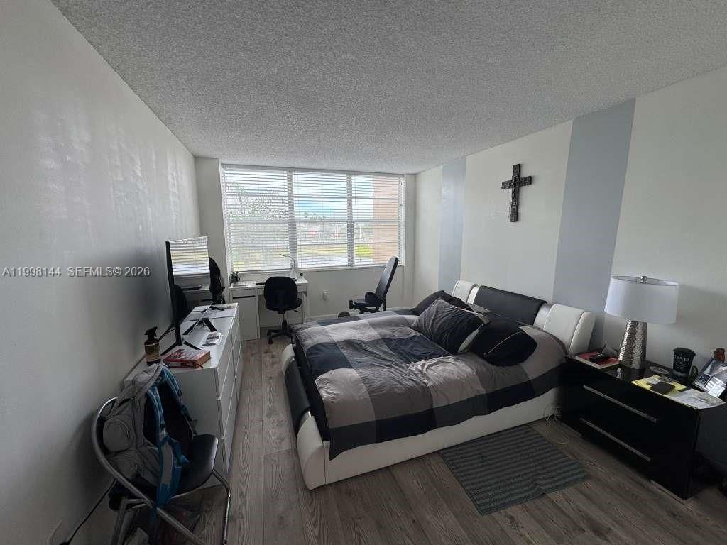 1200 Saint Charles Pl, Unit 321, Pembroke Pines, FL 33026 Photo