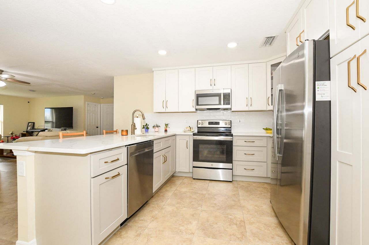 1961 SW Diamond Street, Port Saint Lucie, FL 34953 Photo
