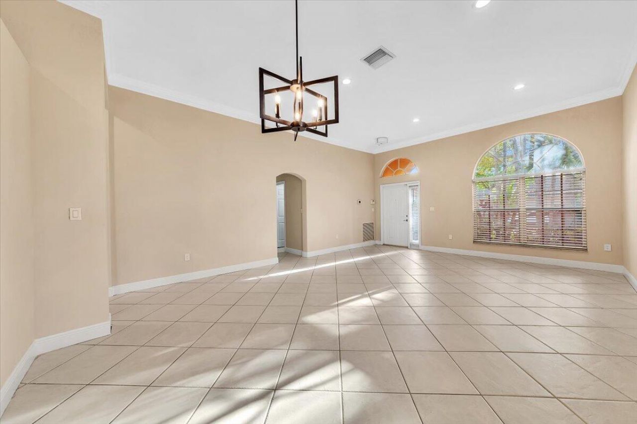 1808 NW 145th Terrace, Pembroke Pines, FL 33028 Photo