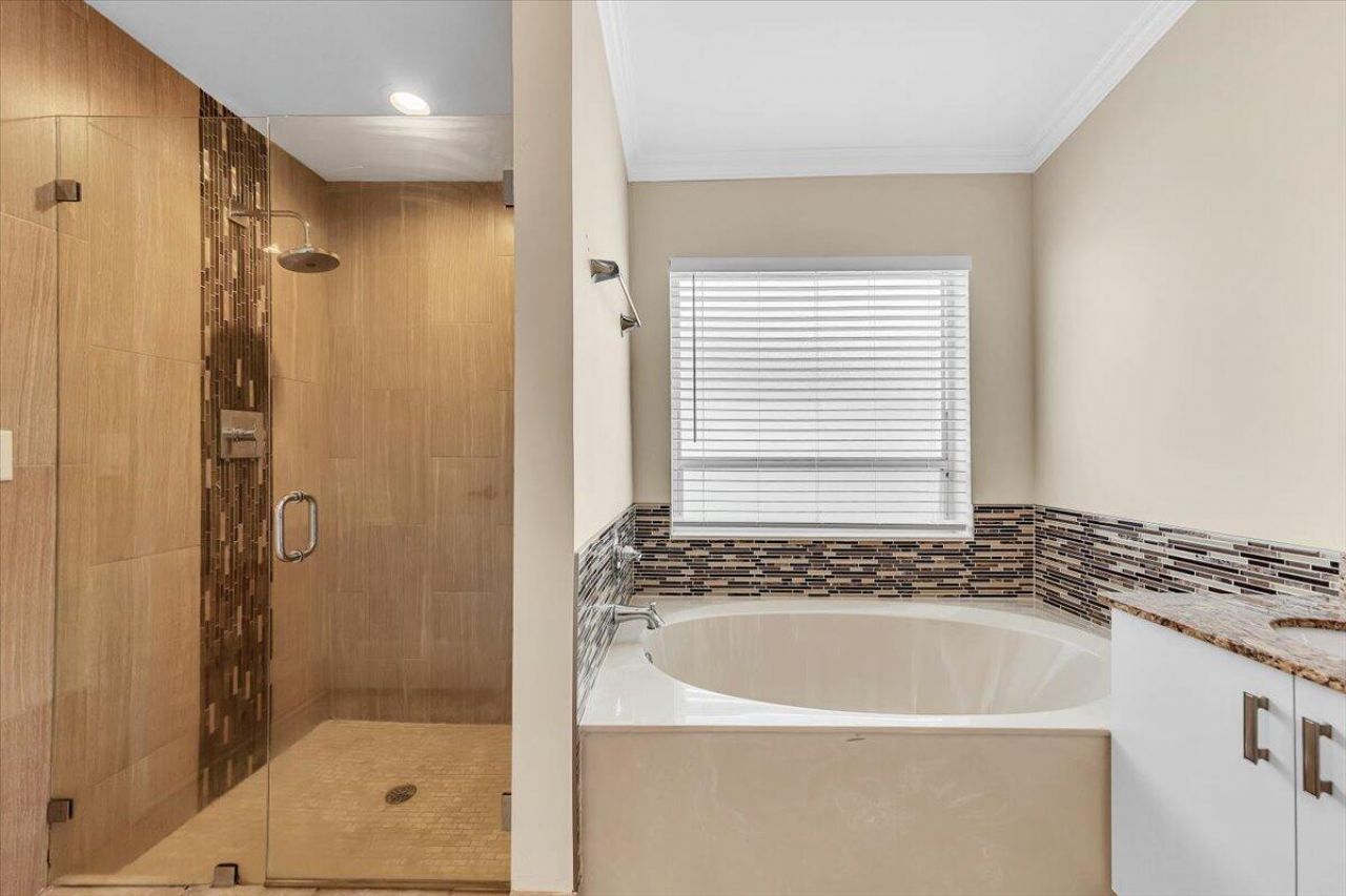 1808 NW 145th Terrace, Pembroke Pines, FL 33028 Photo