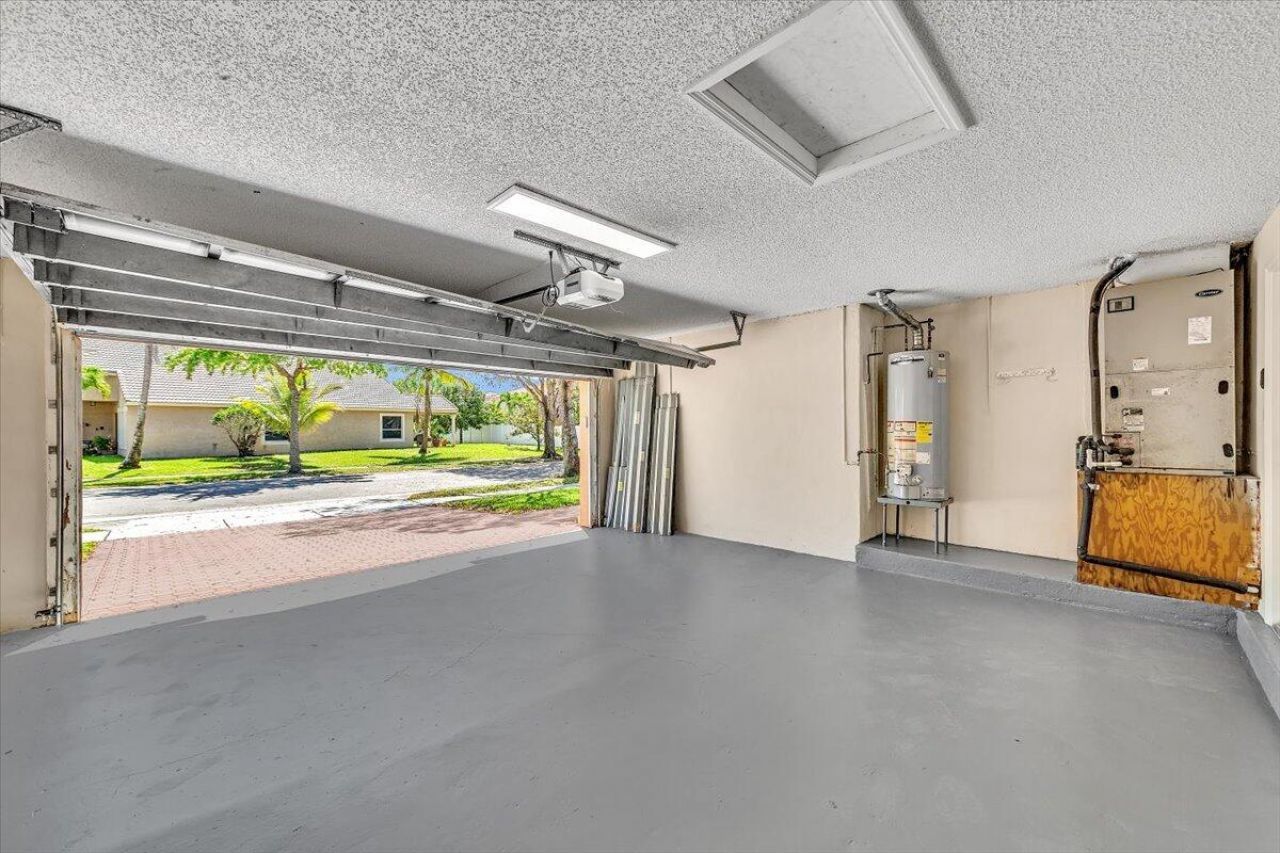 1808 NW 145th Terrace, Pembroke Pines, FL 33028 Photo